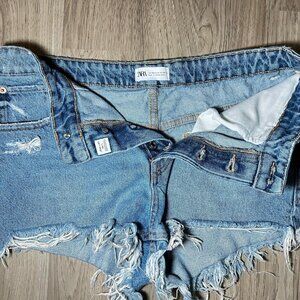 ZARA DENIM SHORTS